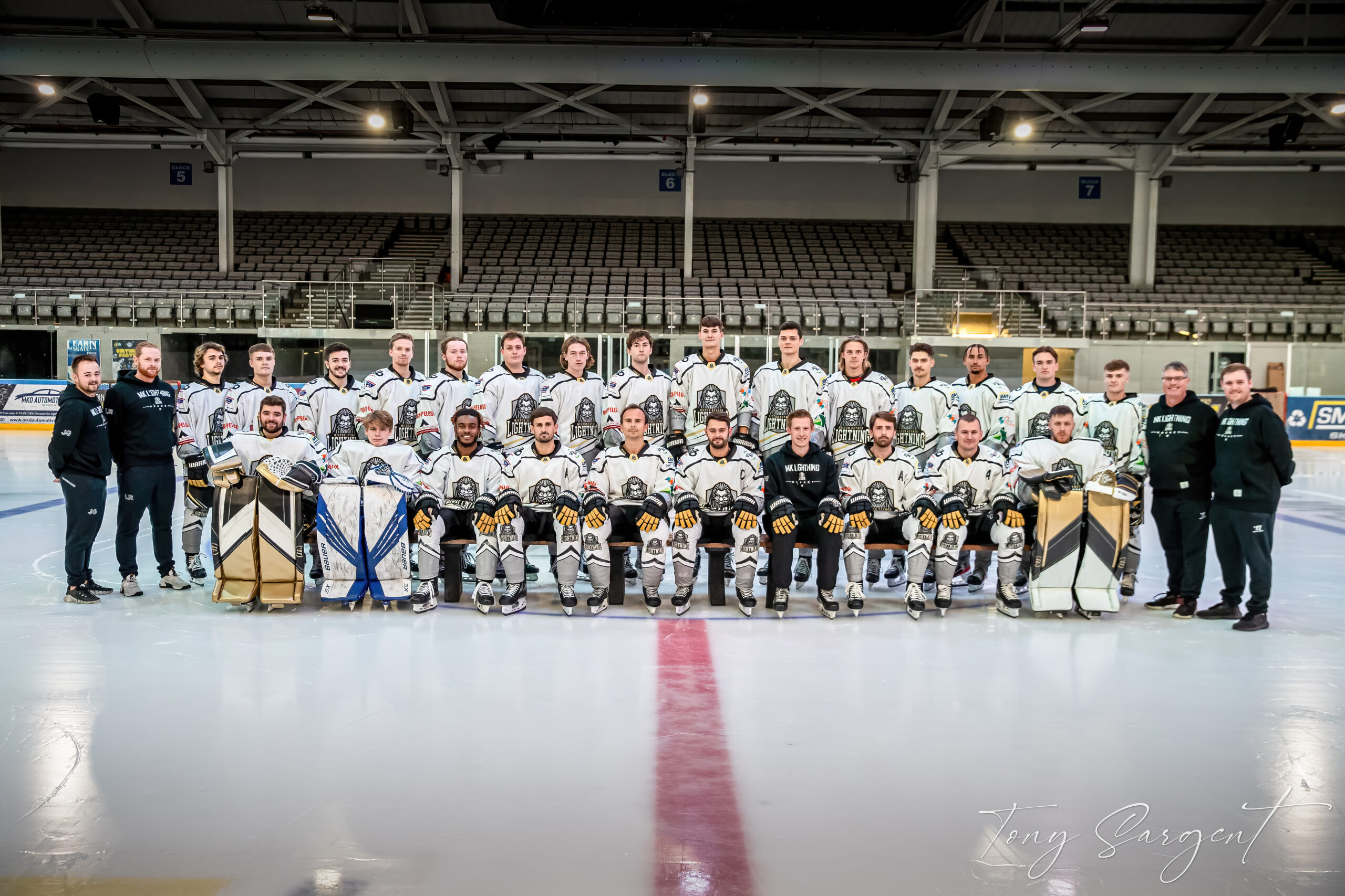 Team Photo Sept 23 MKL Team 23/24
