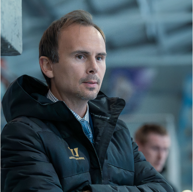 Tim Wallace MK Lightning Coach 25/26