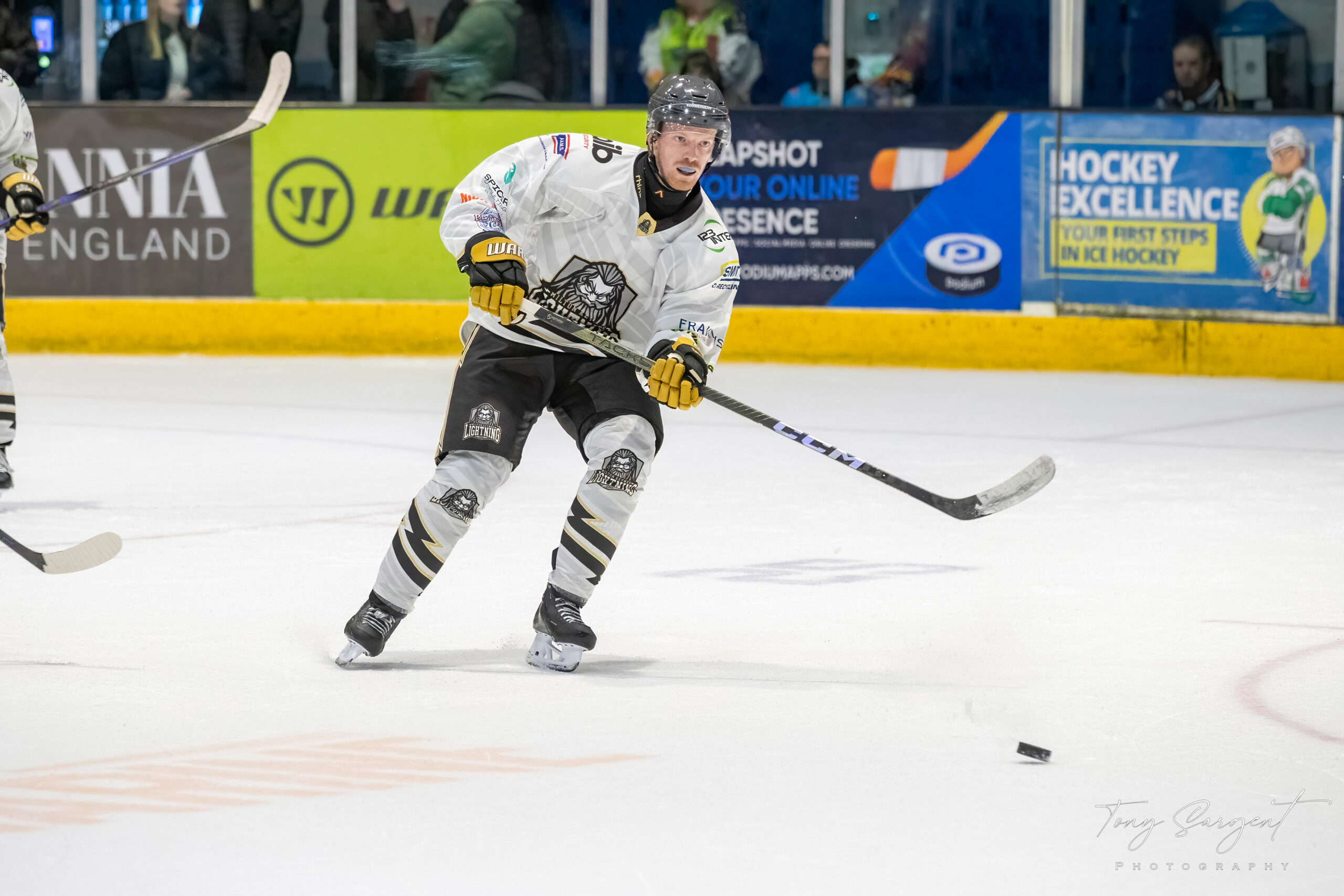 AL4I4649 Ed Knaggs ruled out for the rest of the 25/26 season