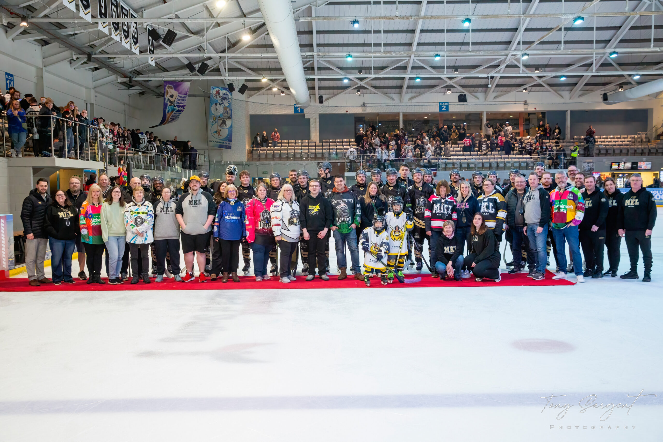 MKL Supporters clubs with the MKL team 2026